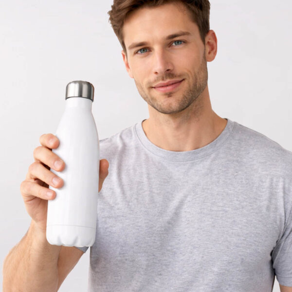 הדפסה על בקבוק טרמי לבן שומר קור וחום 600 מ״ל