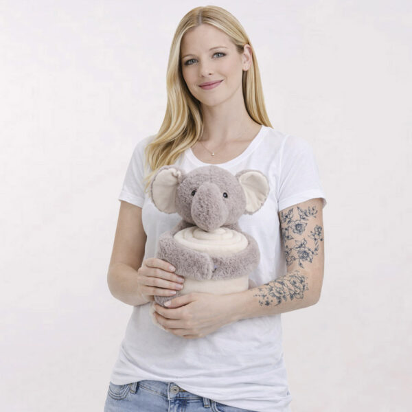 דמבו – פיל עם שמיכה להדפסה