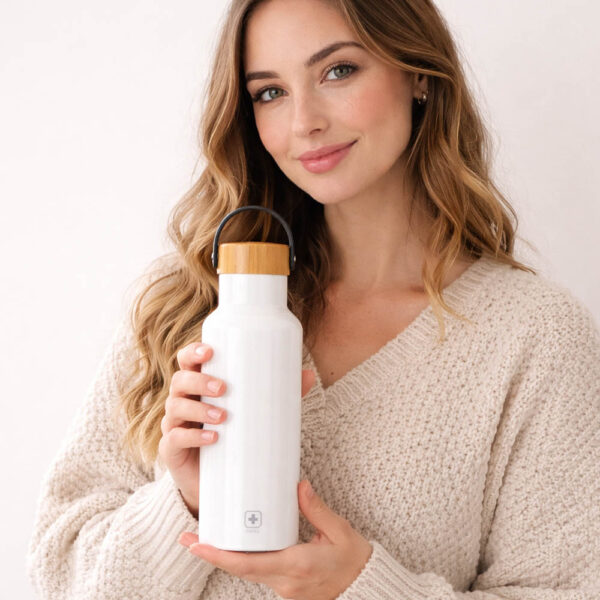 בקבוק טרמי 650 מ״ל שומר קור וחום בעיצוב אורבני מיוחד מבית Swiss