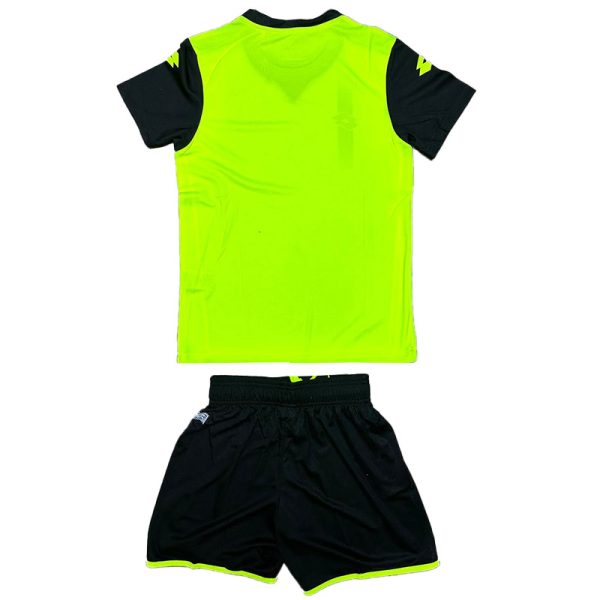 חליפת כדורגל צהוב זרחני דגם V – בעיצוב עצמי אונליין