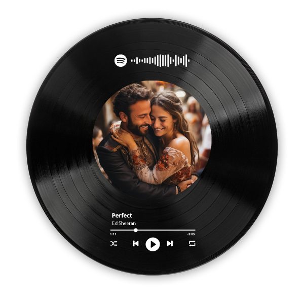 תקליט ויניל מעץ בהתאמה אישית עם השיר שלכם Spotify